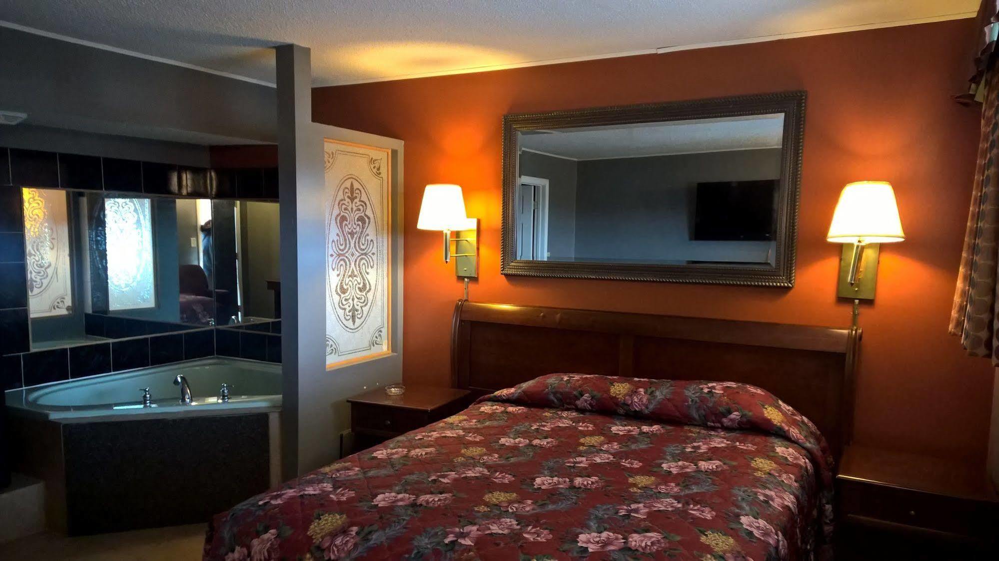 Economy Inn Marshalltown Екстериор снимка